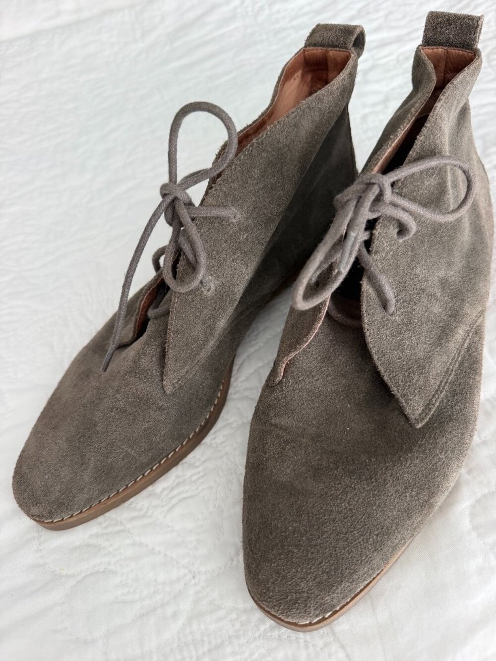 Madewell Women’s Size 7.5 Nash Gray Suede Leather Ankle Lace Up Boots - Size 7.5